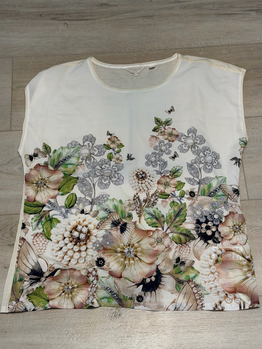 Ted Baker Floral Butterfly Pearl Embellished Top Ivory Cream Size 5